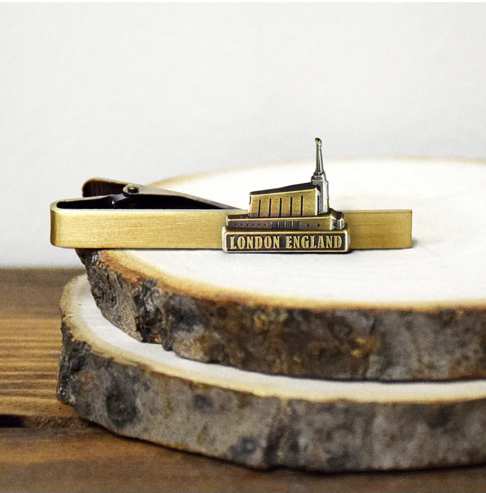 Preston England Temple Tie Bar. Antique Gold