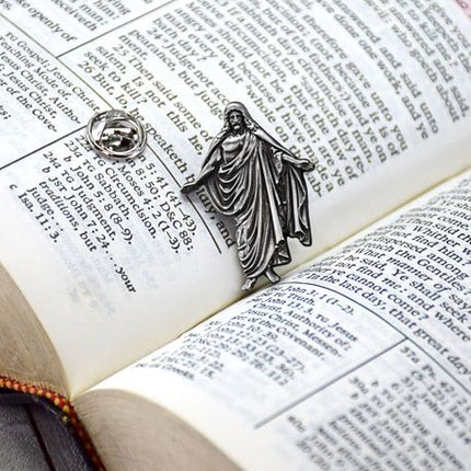 Antique Christus Statue 3D Cast Pin