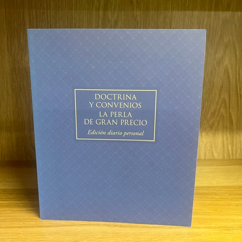 ***PRELOVED/SECOND HAND*** Doctrine & Covenants journal Spanish edition