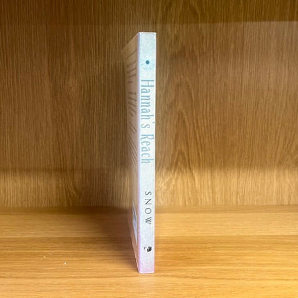 ***PRELOVED/SECOND HAND*** Hannah's Reach by Eileen Snow