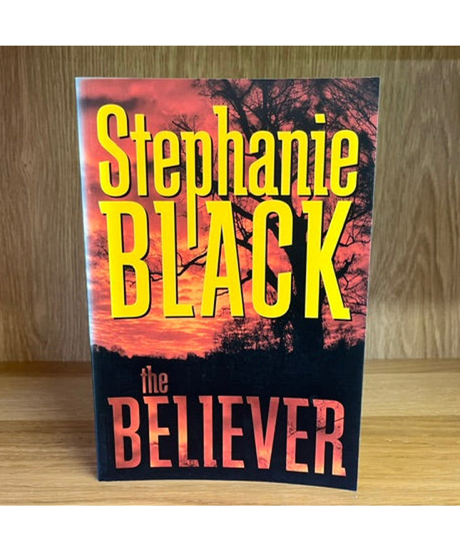 ***PRELOVED/SECOND HAND*** The Believer. by Stephien Black.