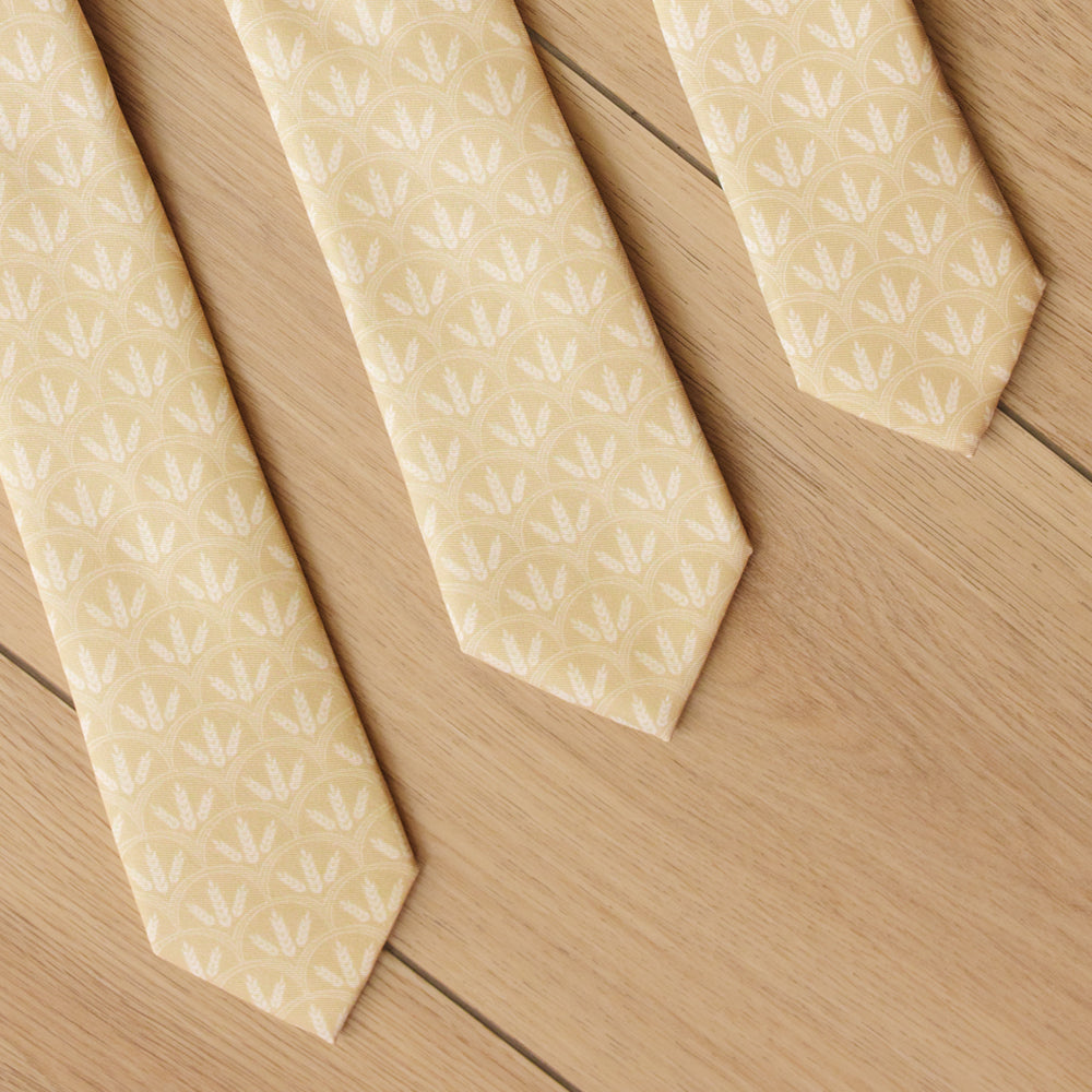 Faithful Harvest Tie